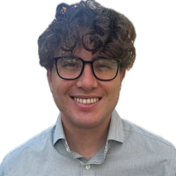 Charlie Carter headshot